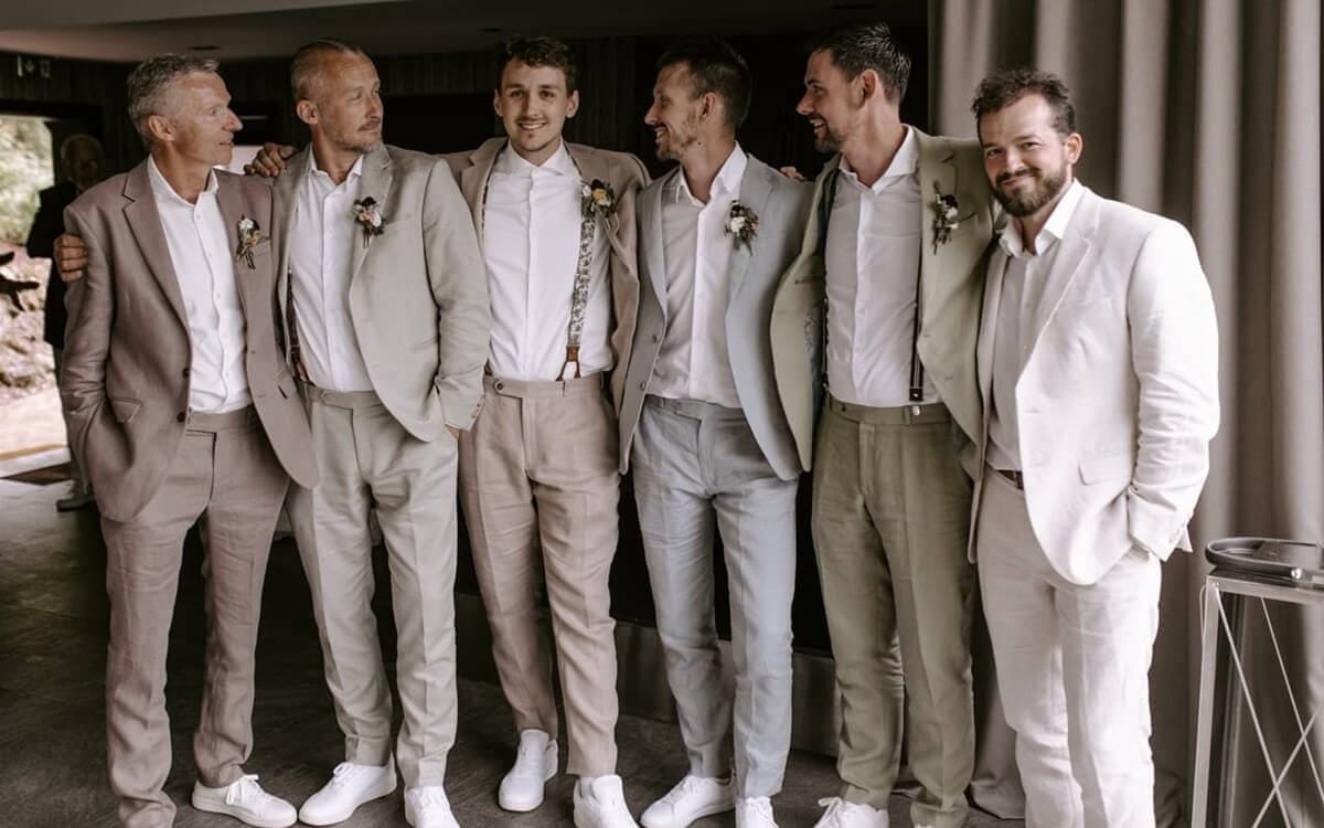 Formelle Anlässe mit Hochzeitsanzug